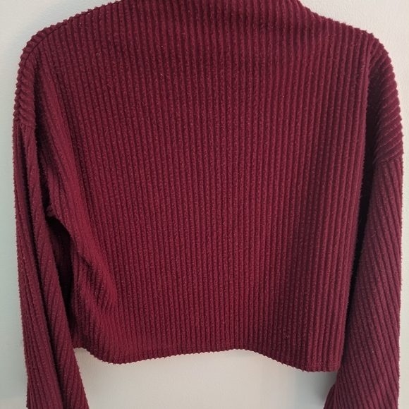 Sweater - Picture 2 of 4